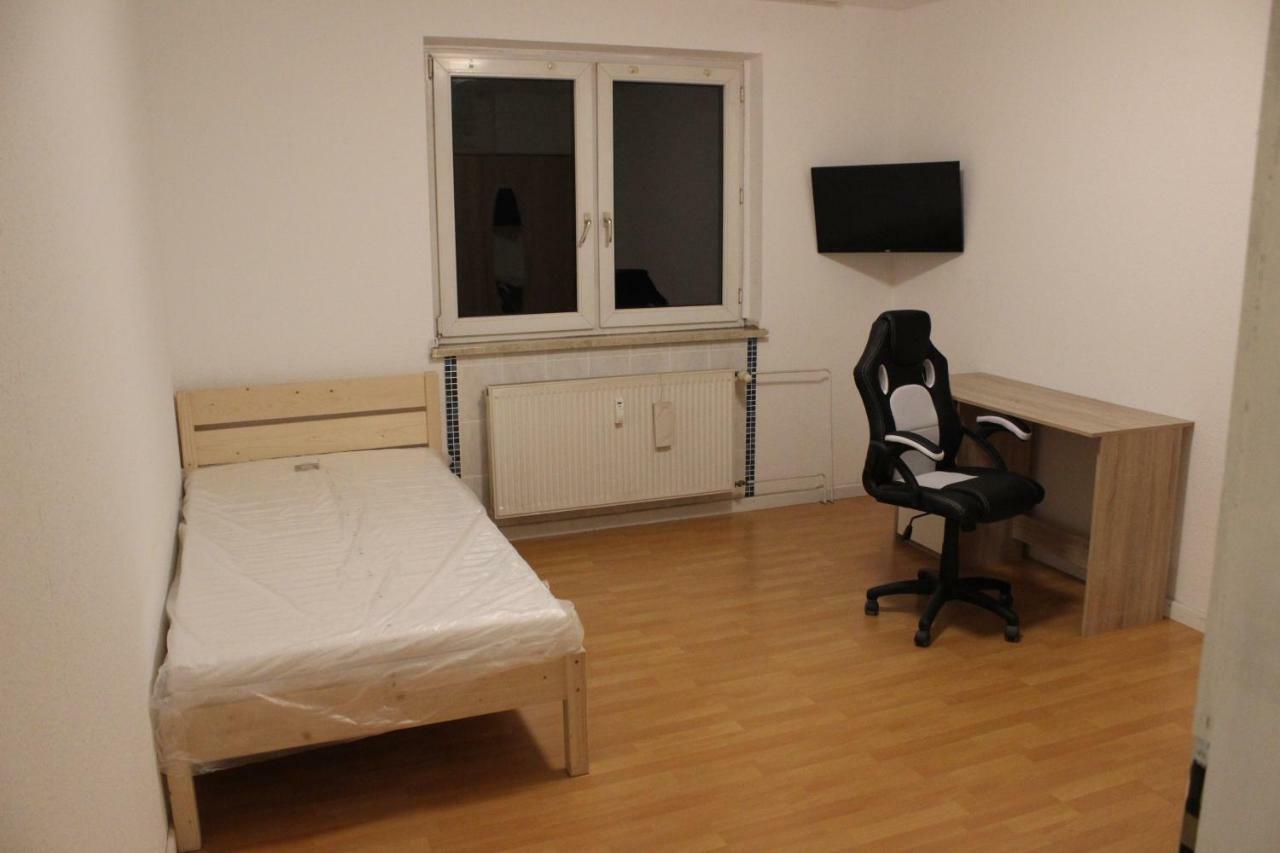 Zimmer Sucht Bewohner Duisburg Kültér fotó
